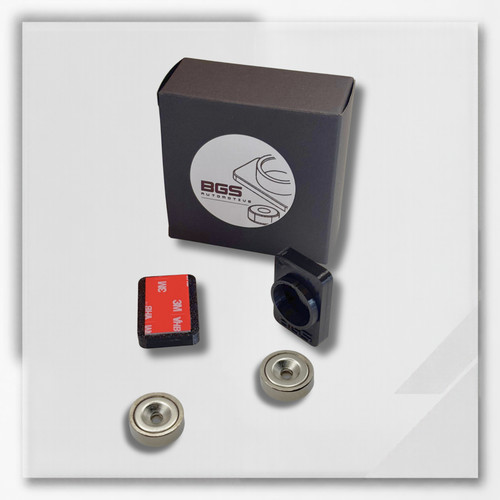 Magnetic number plate holders - number,